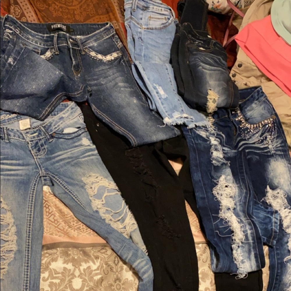 Brand New Jeans Sizes 0 to 1/2 NEVER worn !!